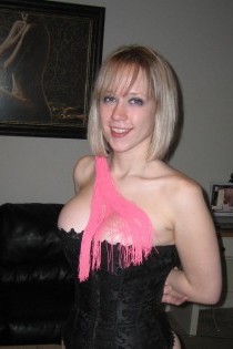 , 22  female escort, scottsbluff